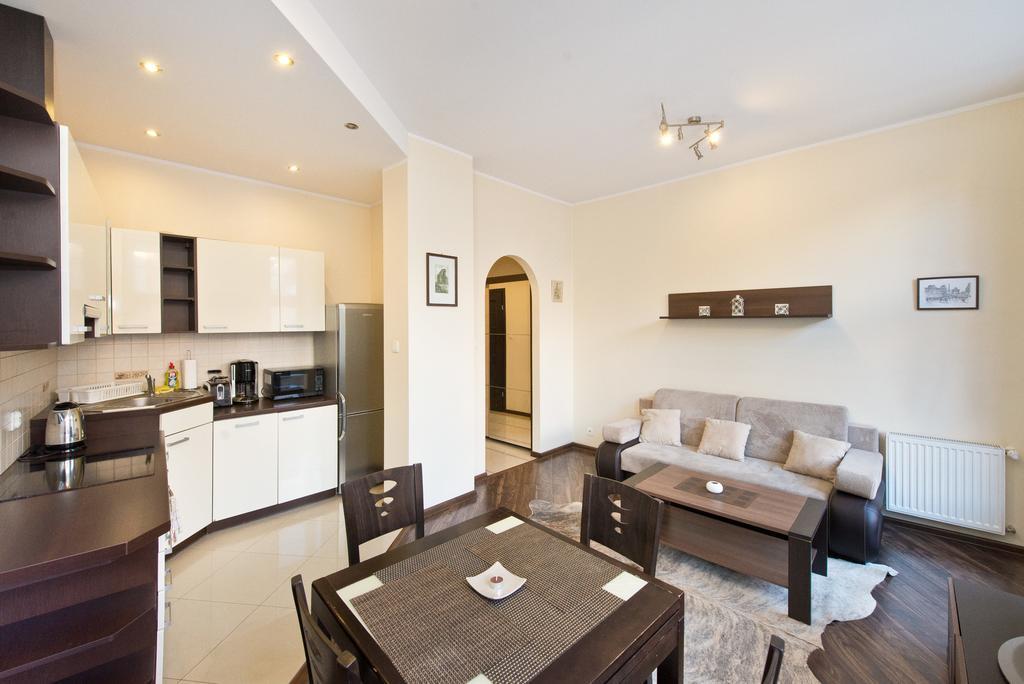 Gdanskie Apartamenty - Apartamenty - Dluga Z Widokiem Na Ratusz I Nad Motlawa 객실 사진